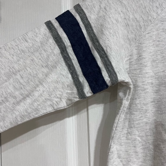 Boys long sleeve shirt size 8 - Picture 4 of 6